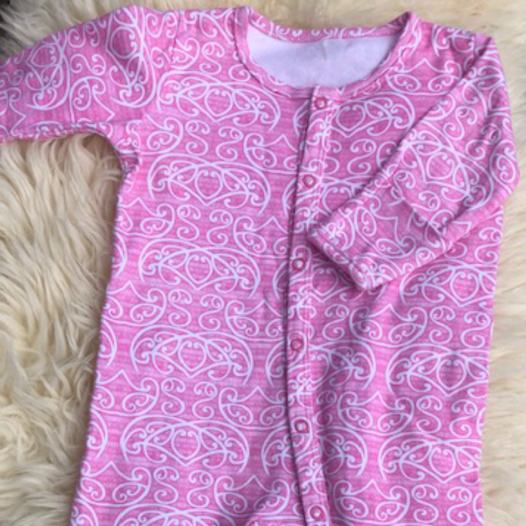 Iti (Māwhero/Pink) Long Sleeve Onesie