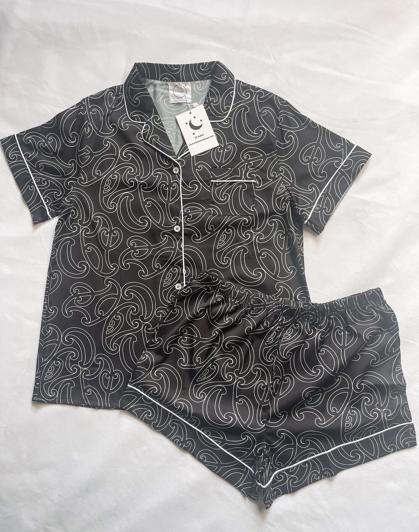 Whenua Short Sleeve Satin Pj Set (Adults - Pango/Black)