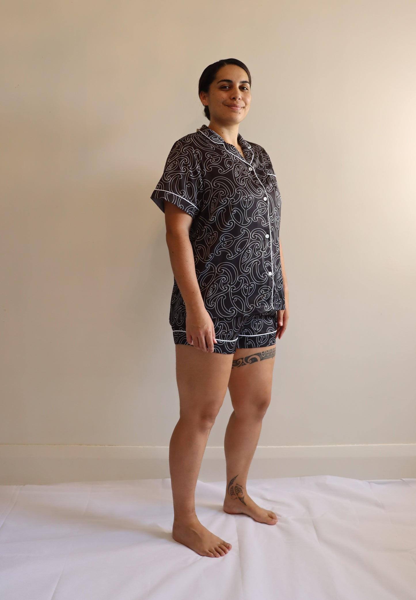 Whenua Short Sleeve Satin Pj Set (Adults - Pango/Black)