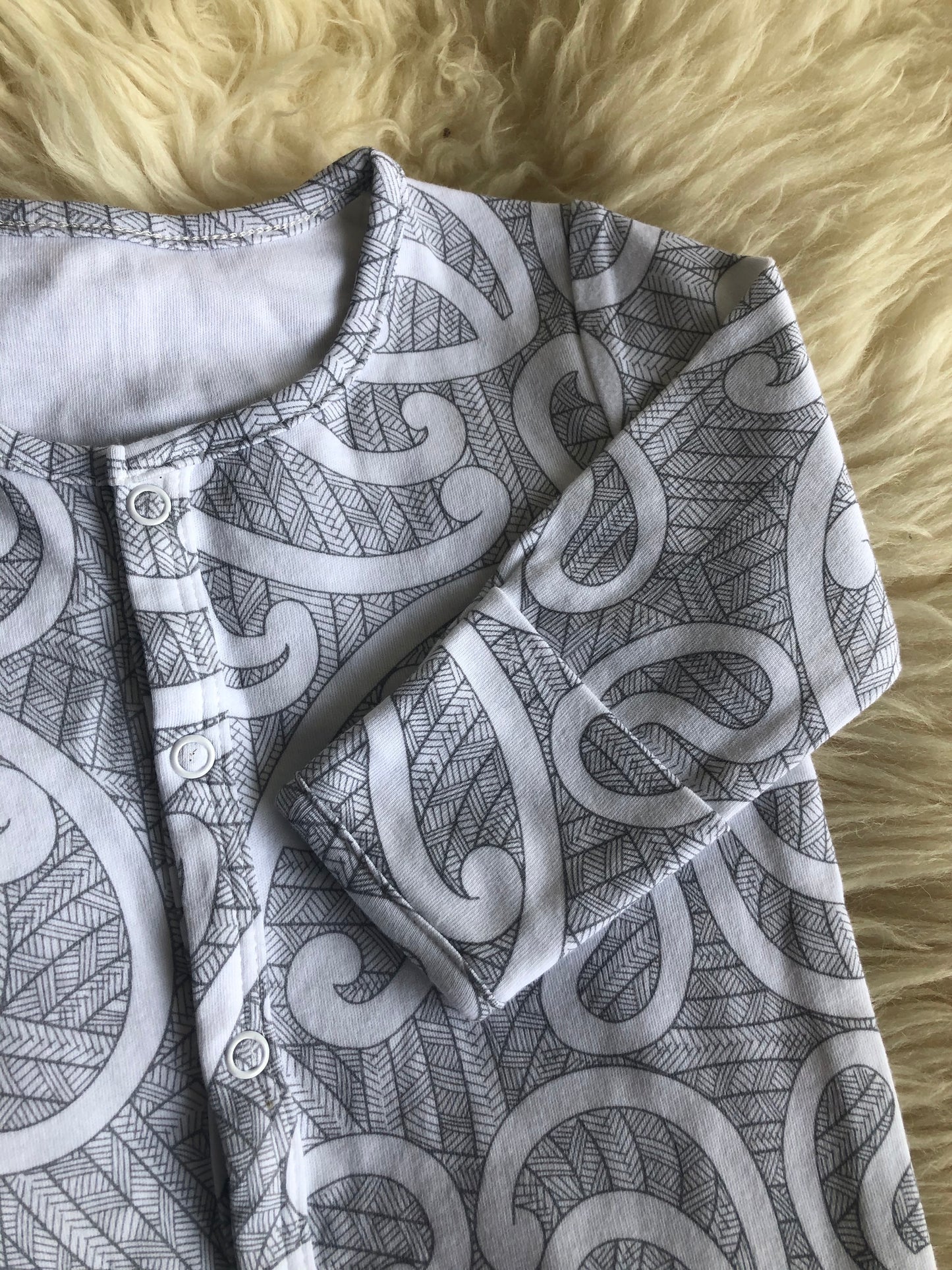 Nui (Hina/Grey) Long Sleeve Onesie