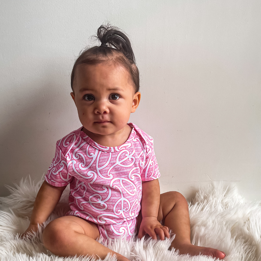 Raumati (Māwhero/Pink) T-Shirt Onesie