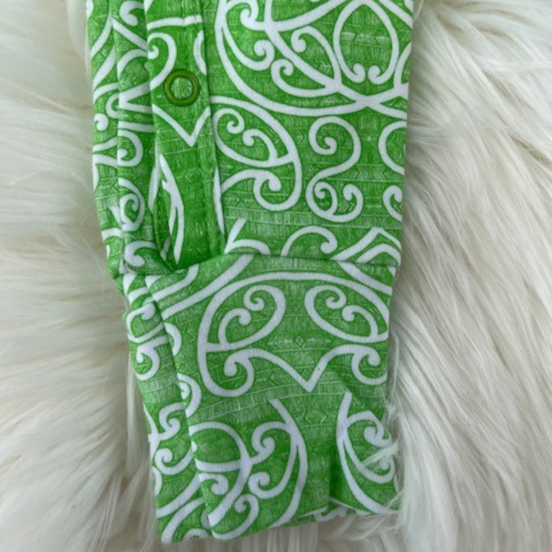 Iti (Kakariki/Green) long sleeve onesie